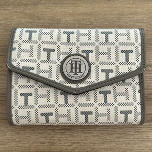 Tommy Hilfiger Wallet